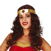 Gelockte braune Perücke mit Wonder Woman Stirnband