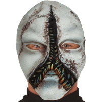 Monstermaske mit einer gezackten Narbe