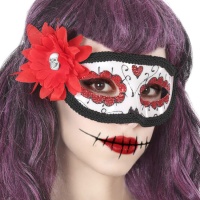 Mexikanische Catrina Maske mit roter Rose