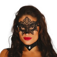 Feine schwarze gestickte Maske