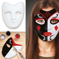 Weiße Maske zum Personalisieren